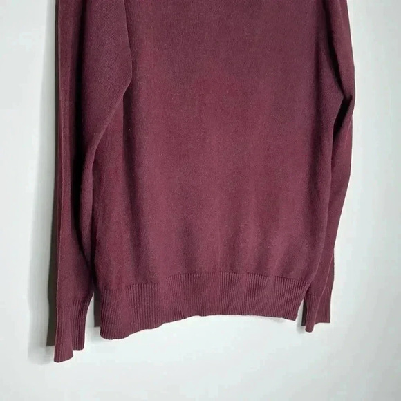 Eddie Bauer V- Neck Burgundy Sweater - Picture 3 of 8